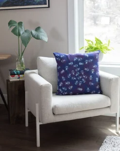Cognitive Surplus Honey Bee Pillow Cover* Pillow Covers | Entomology